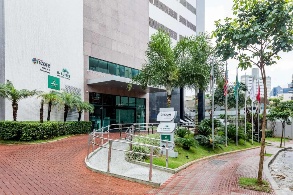 Esuites Virgínia Luxemburgo