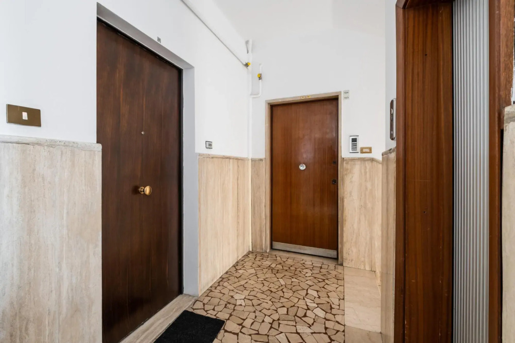 Delia s Studio I in the City Center by Wonderful Italy