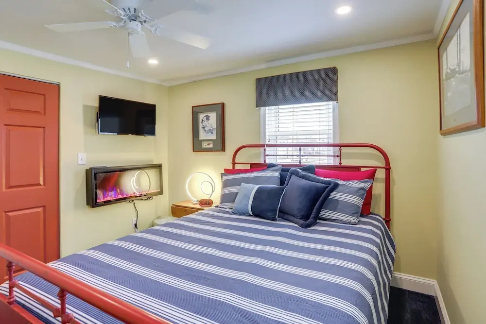 1 Block to Beach: Home w/ Hot Tub in Port Clinton!