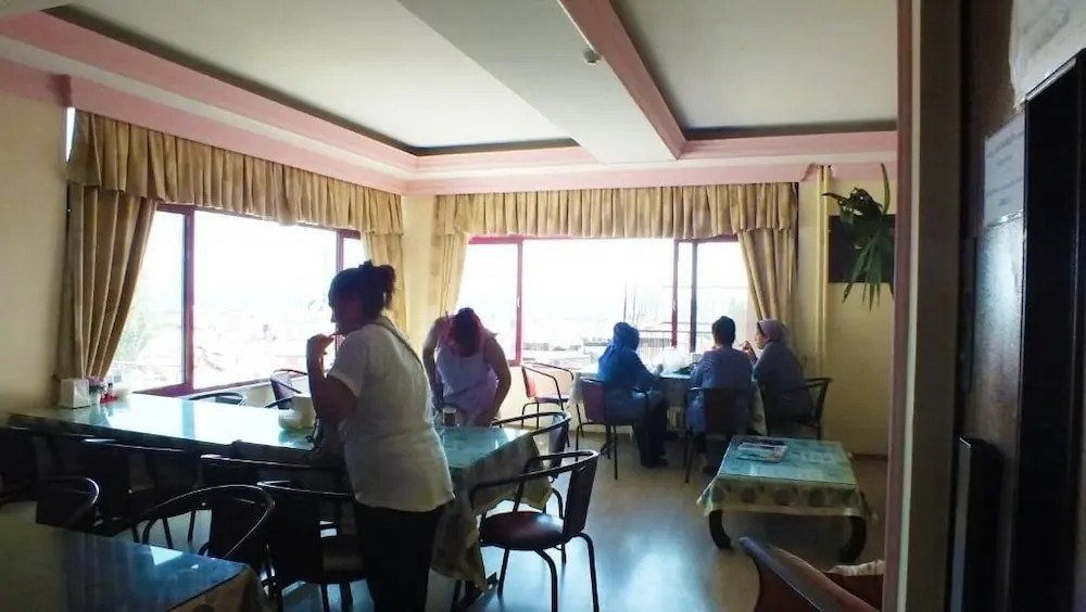 Naz Hotel