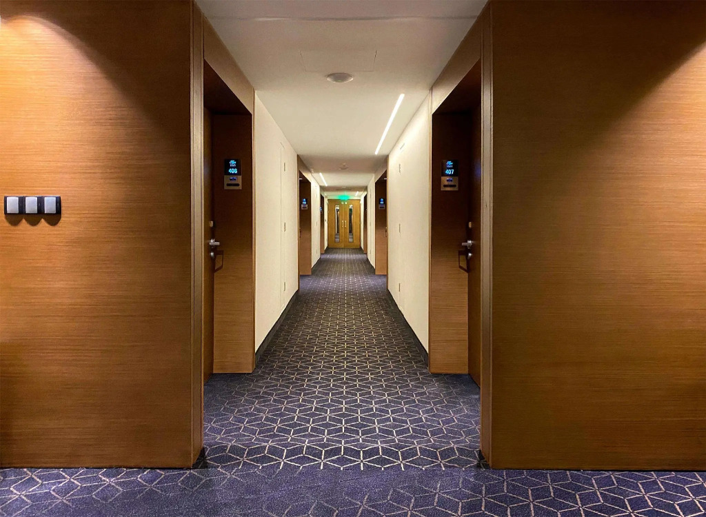 Ajax Hotel