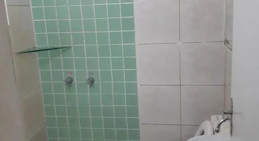 Hotel Express - Leva e busca no aeroporto grátis 24 horas