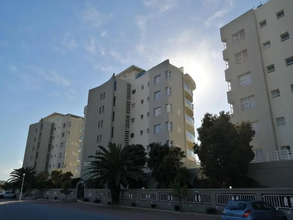Trio Towers 26A