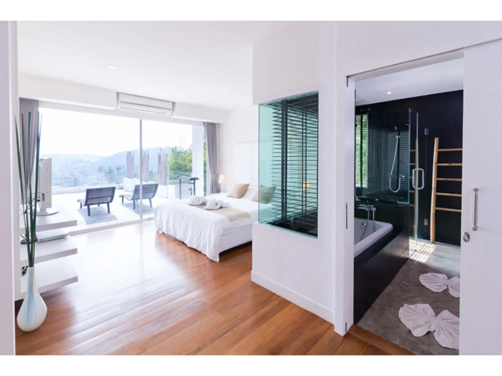 Baan Saint-Tropez Seaview Villas Kata Beach