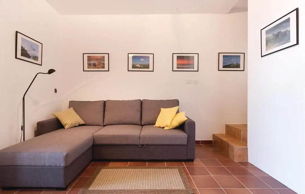 Amazing Home in Barbariga With Wifi and 2 Bedrooms