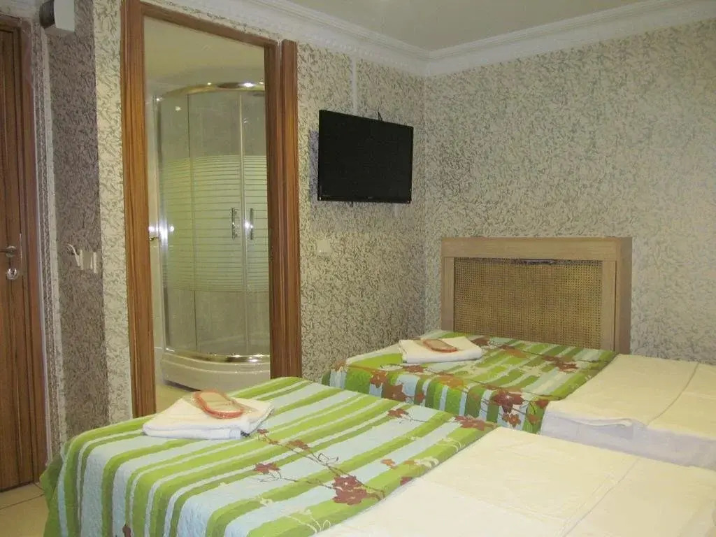 Fly Apartment Hotel