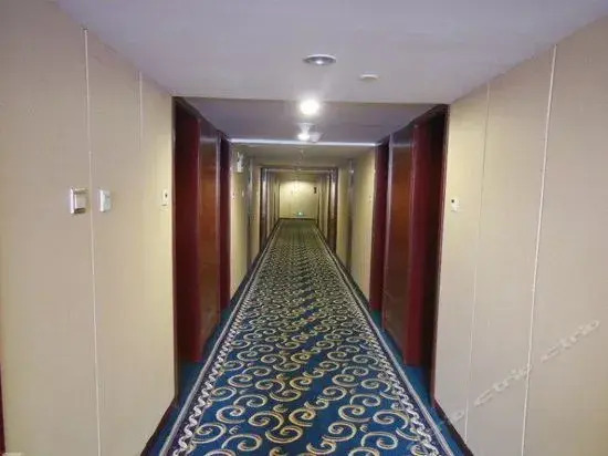 Ba Bai Li Hotel Changde
