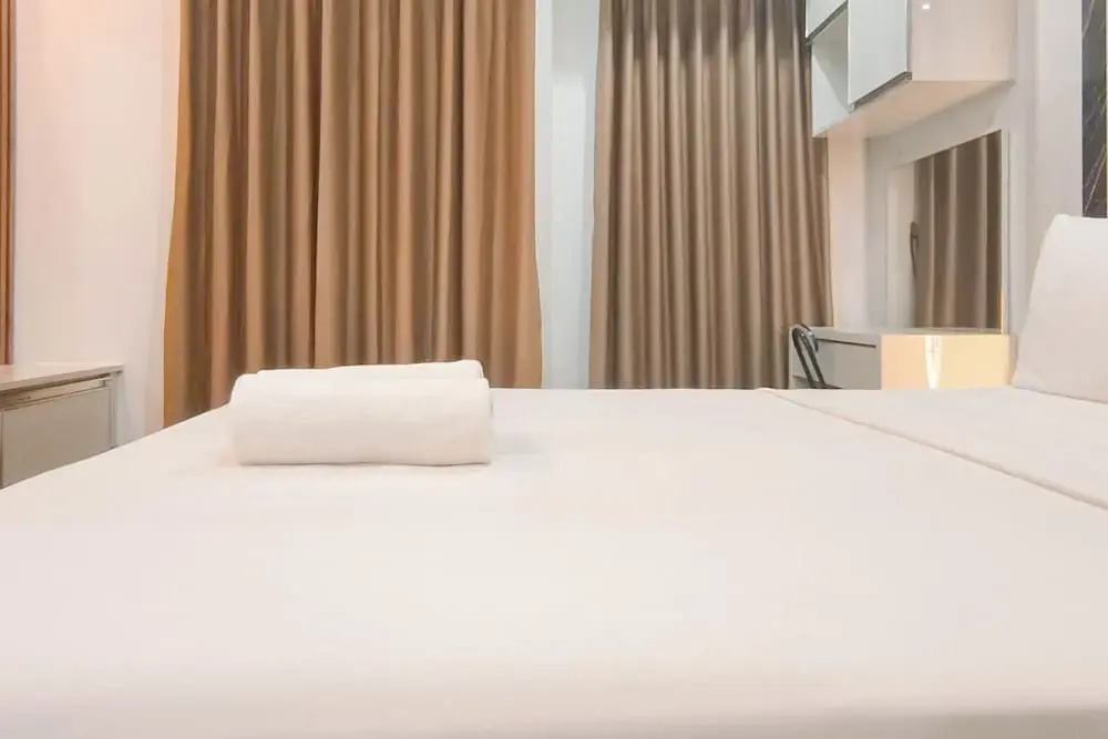 Cozy Living Studio At Apartment Delft Ciputra Makassar