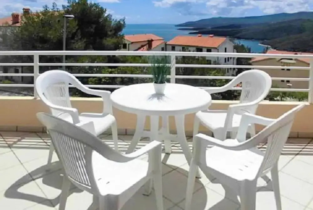 Apartment With 2 Bedrooms in Rabac, With Wonderful sea View, Furnished