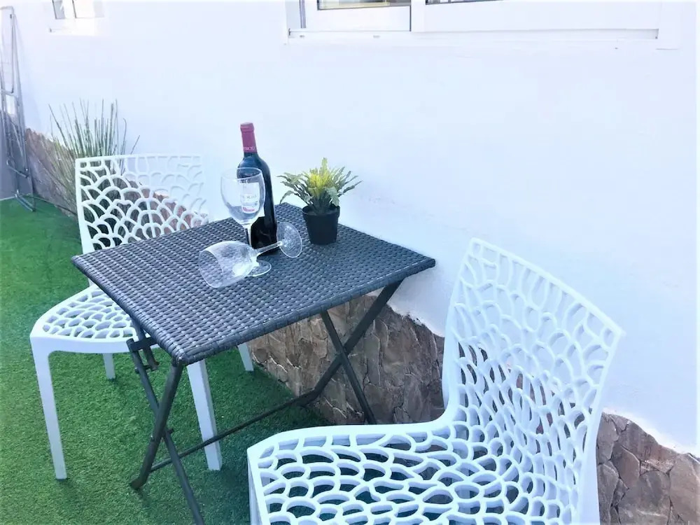Modern Apt wifi & sat tv, close to las Vistas