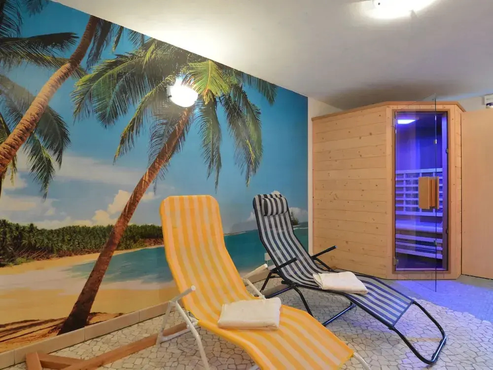 Comfy Holiday Home in Burg Reuland with Sauna, Terrace, BBQ