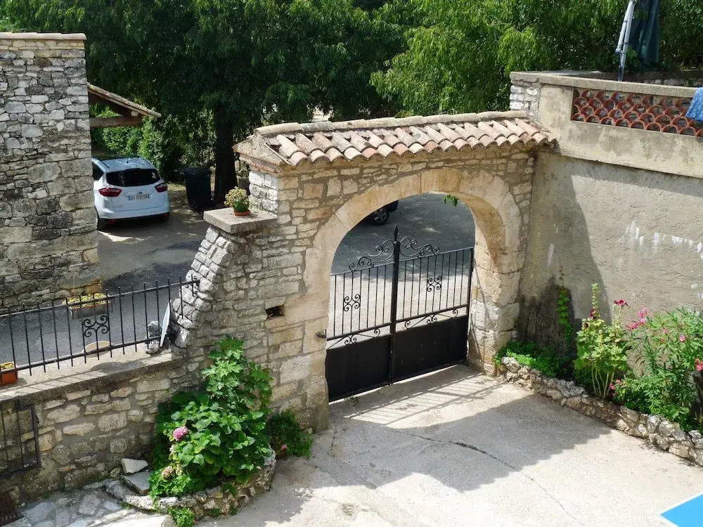 House With 2 Bedrooms in Orgnac-l'aven, With Wonderful Mountain View,