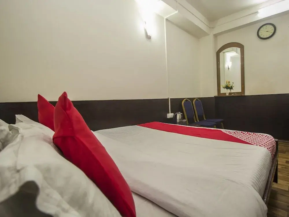 OYO 23629 Hotel Migtin