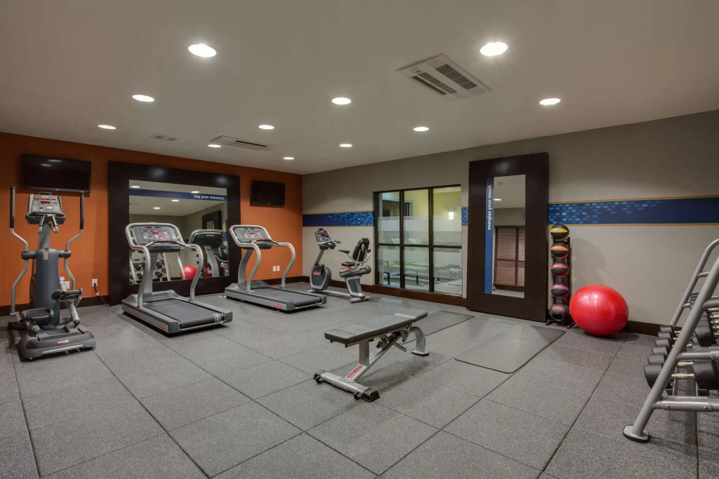 Hampton Inn & Suites - Elyria