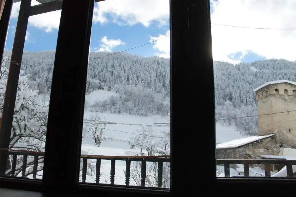 Maias Guesthouse