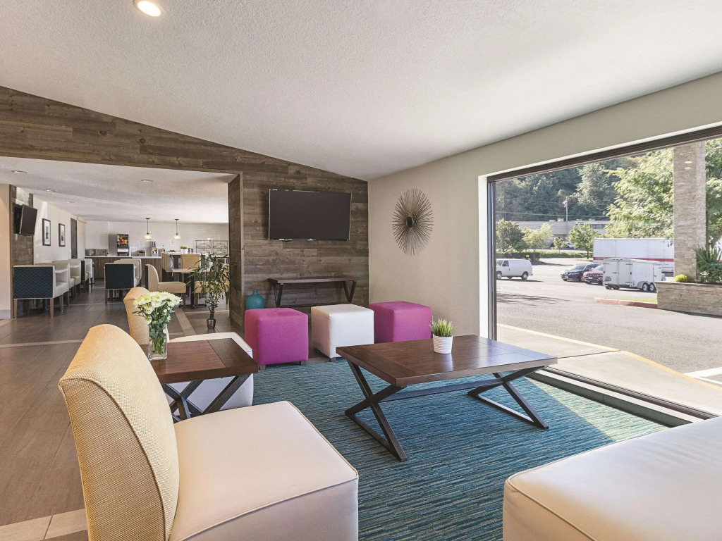 La Quinta by Wyndham Portland NW