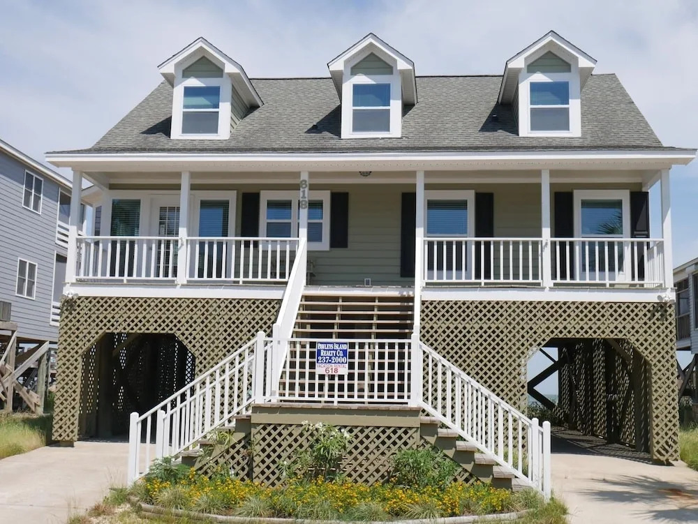 Holland - 4 Br Home