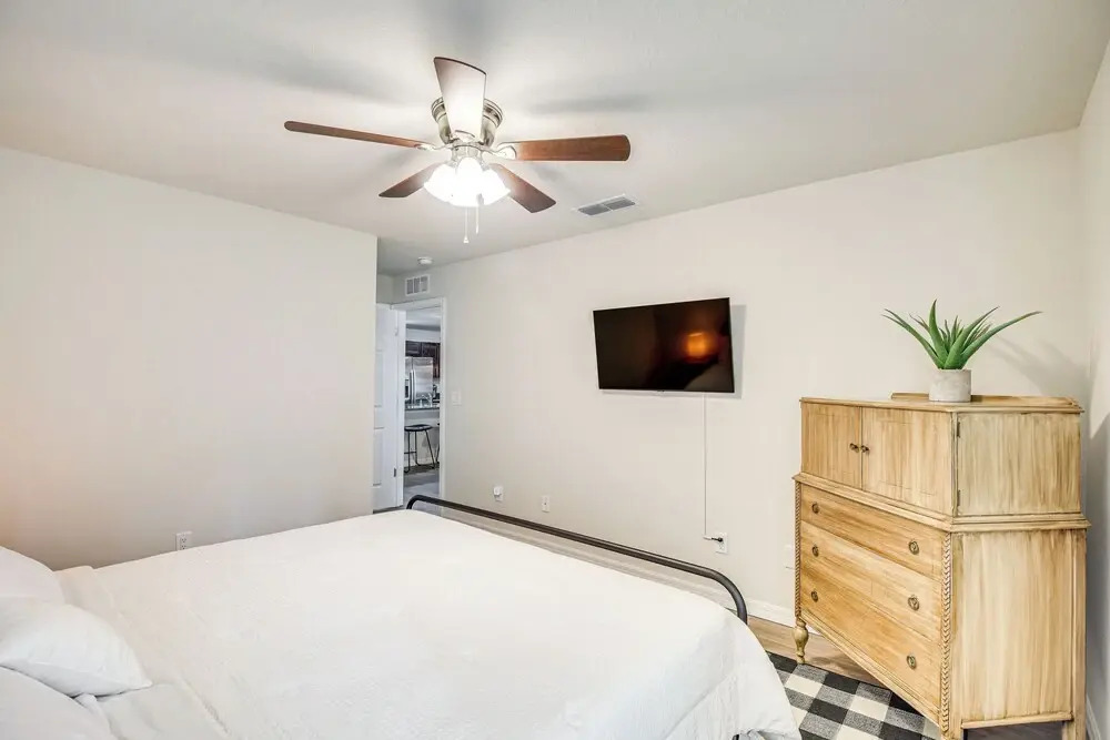 Palm Coast Duplex w/ Screened Patio, Near Beaches!