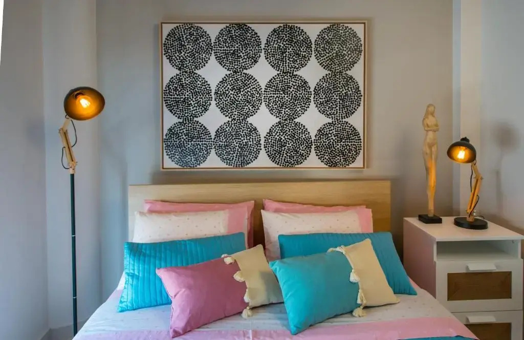 Marios Home, a cozy and spacious apartment near downtown