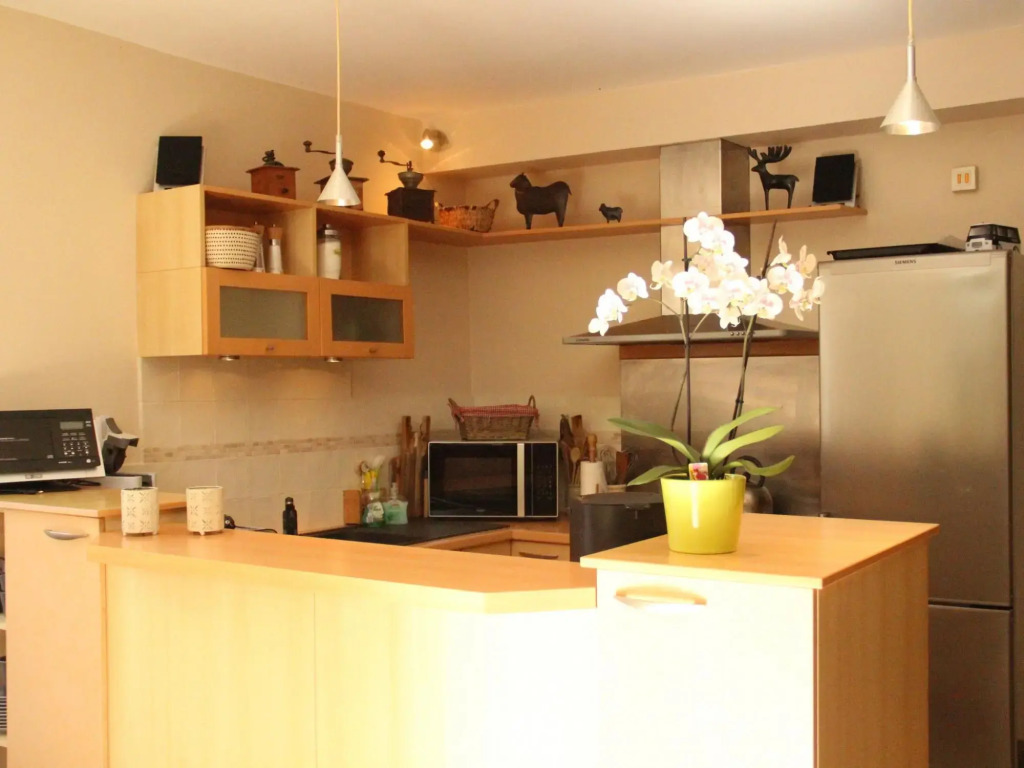 Beautiful country house with enclosed garden in green surroundings in Burgundy.