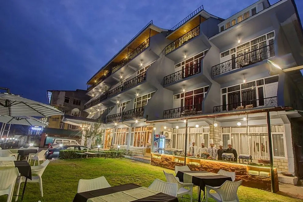 Hotel Natraj Pure Veg