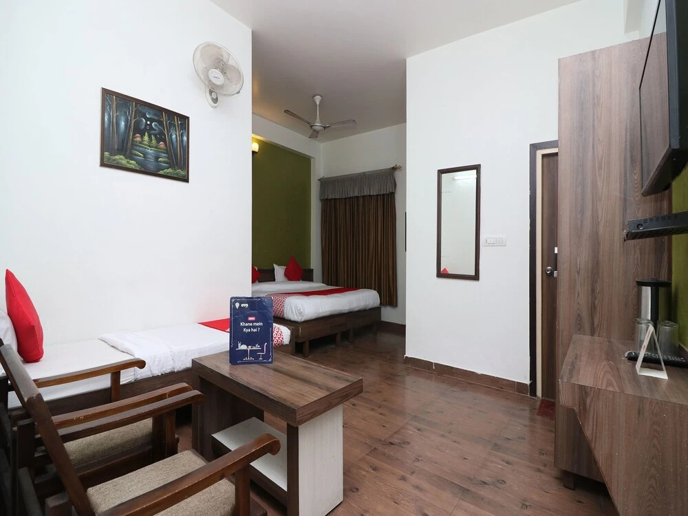 OYO 16592 Hotel Global Inn