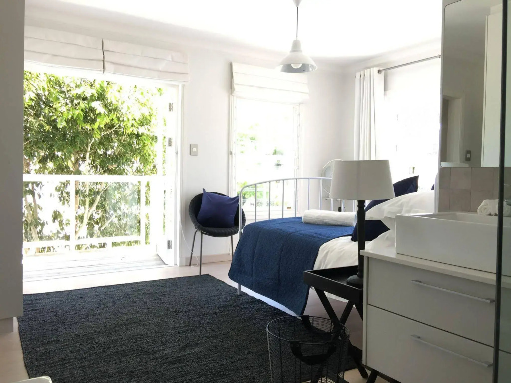 Cricklewood Place Luxury Holiday Homes
