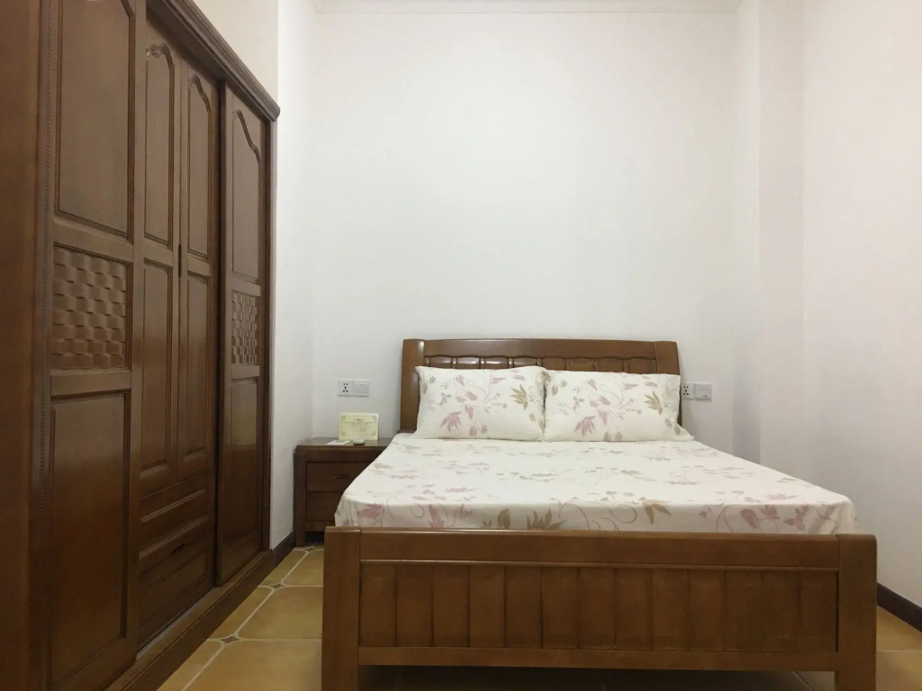 Chateau Towers Apartment