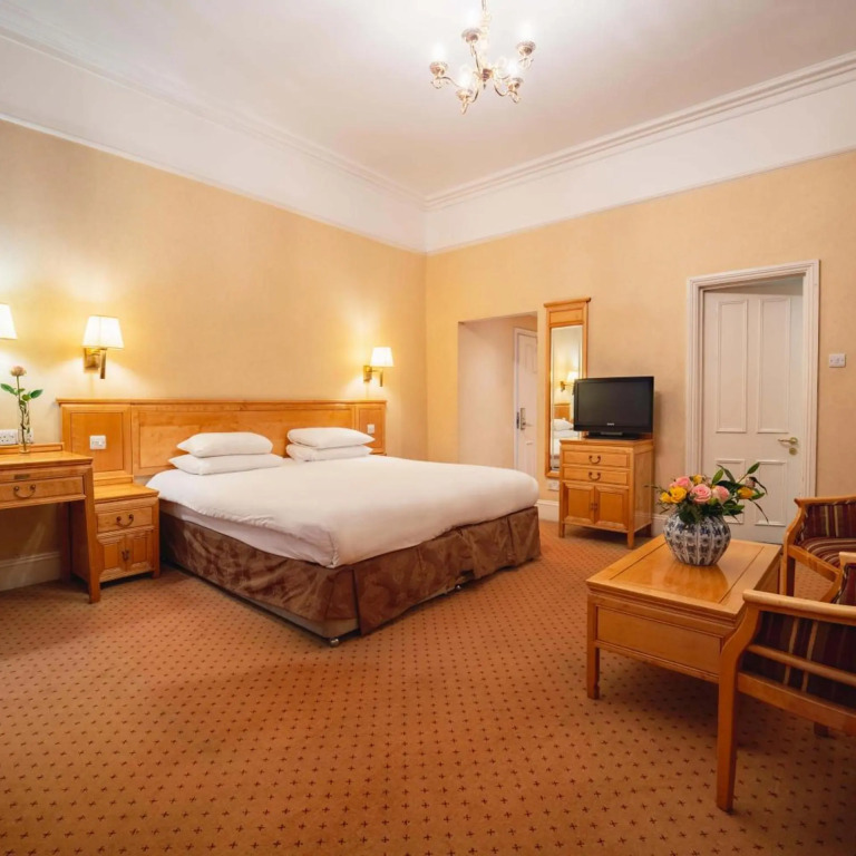 Grange Buckingham Hotel