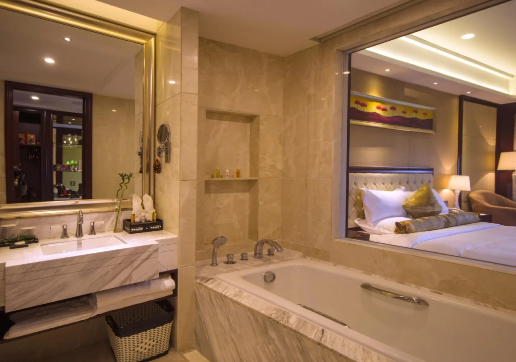 Taishan Jos Hotel