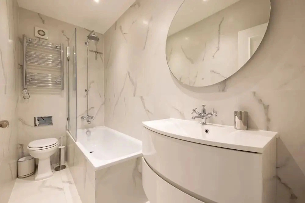 Cosy and Stylish Chelsea 2 Bedroom Flat
