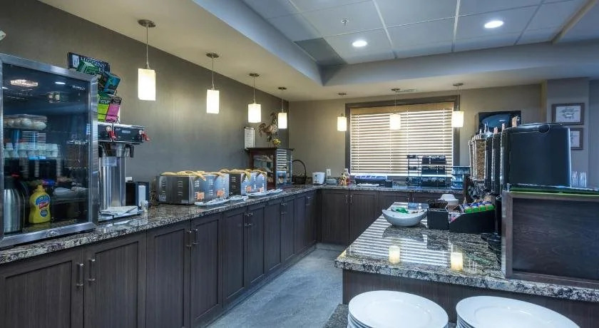 Timber Ridge Inn and Suites
