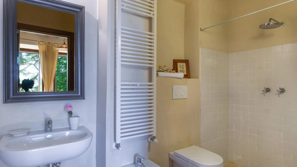 CASALE DEI TIGLI 8, Emma Villas