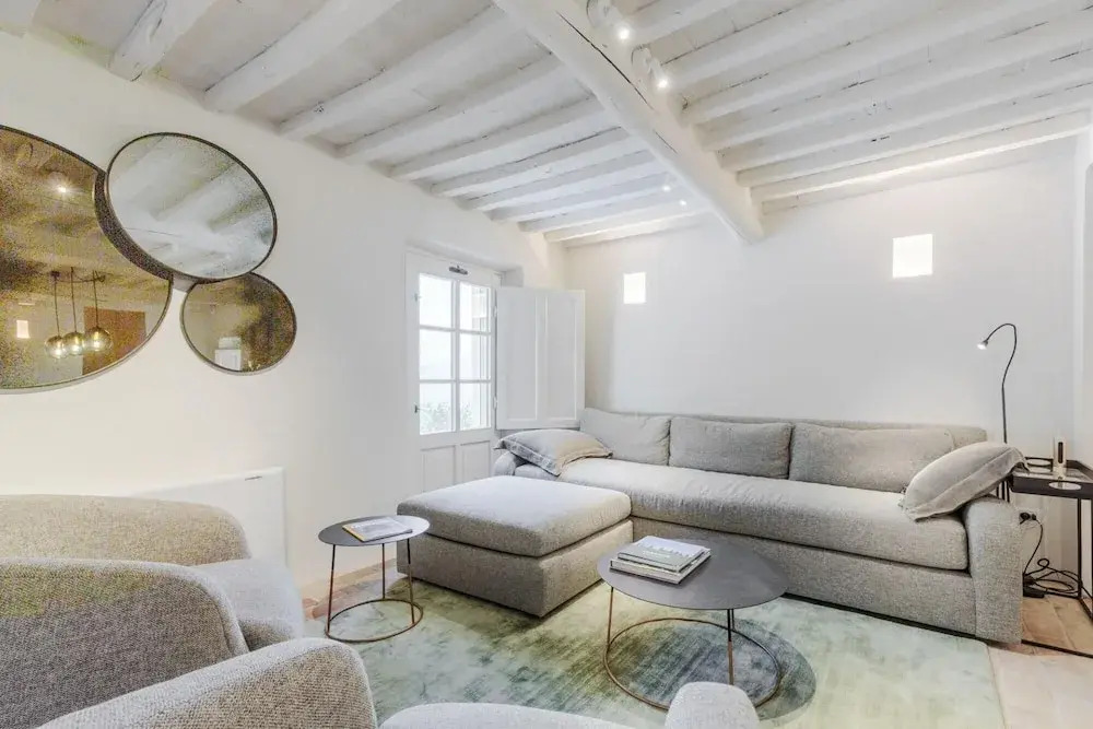 Tramonto Farmhouse Contemporary Tradition