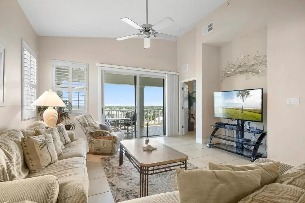 1061 Cinnamon Beach, 3 Bedroom, Sleeps 8, 2 Pools, Elevator, Pet Friendly