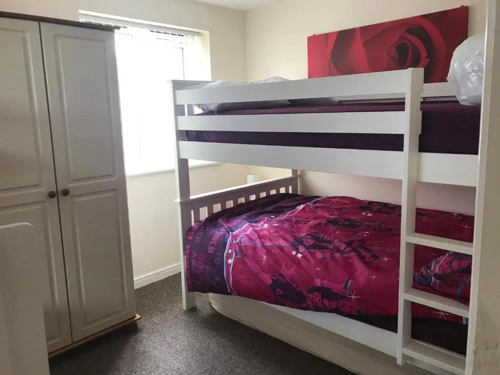 HOUSE shared, New Build 36 Nottingham 3bedrooms