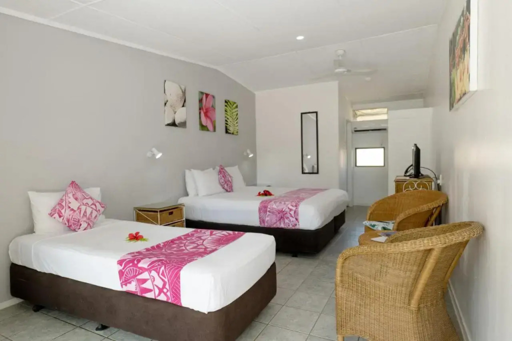 Club Raro Resort