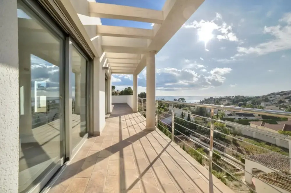 Villa - 5 Bedrooms with Pool, WiFi and Sea views - 105047