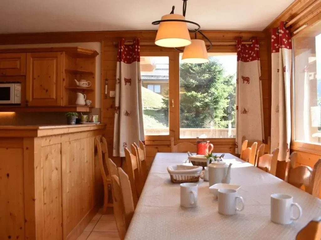 Chalet 10 personnes à Méribel avec Sauna, Cheminée et Garage - FR-1-180-568