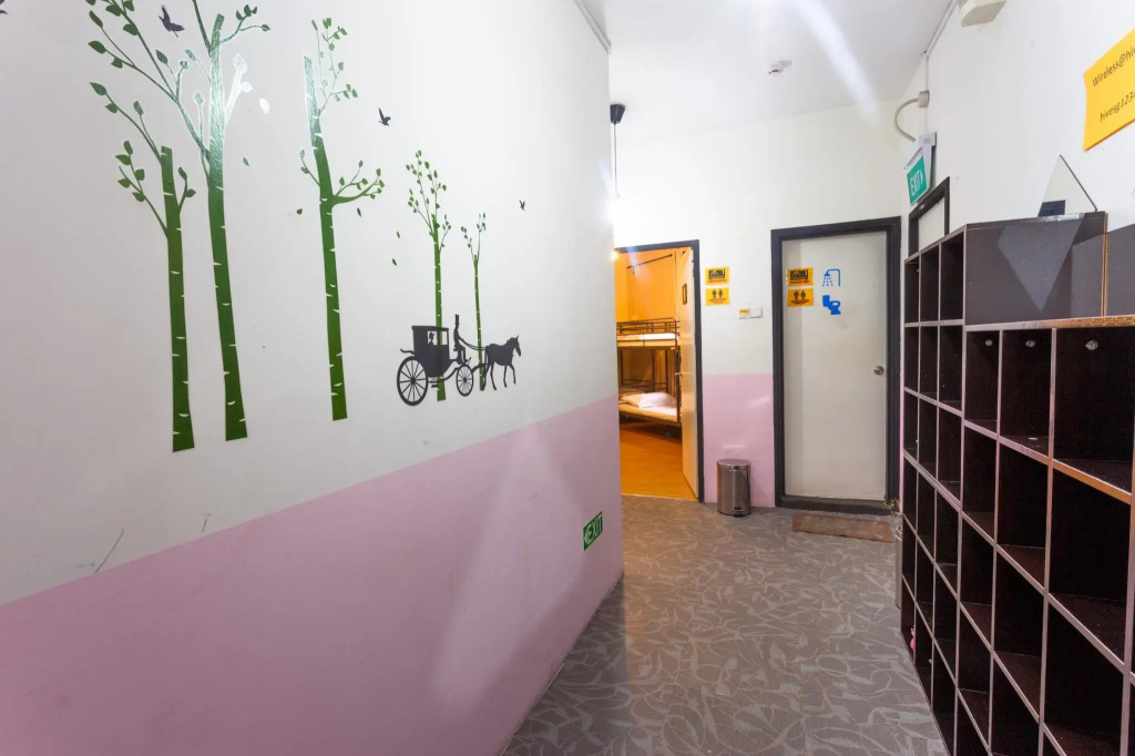 The Hive Singapore Hostel