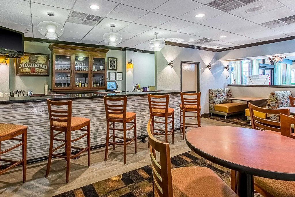 Clarion Inn Columbia Airport