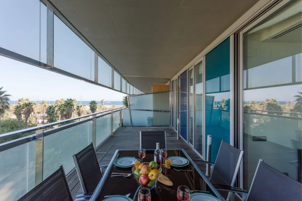 Unique Rentals - Seafront Lux Suite