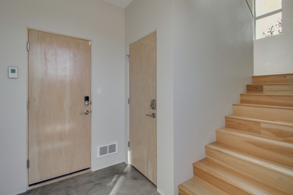 Sunnyside View: ABQ Home Near Old Town & Biopark!