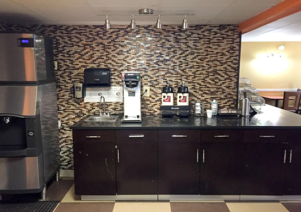 Motel 6-Levittown, PA - Bensalem