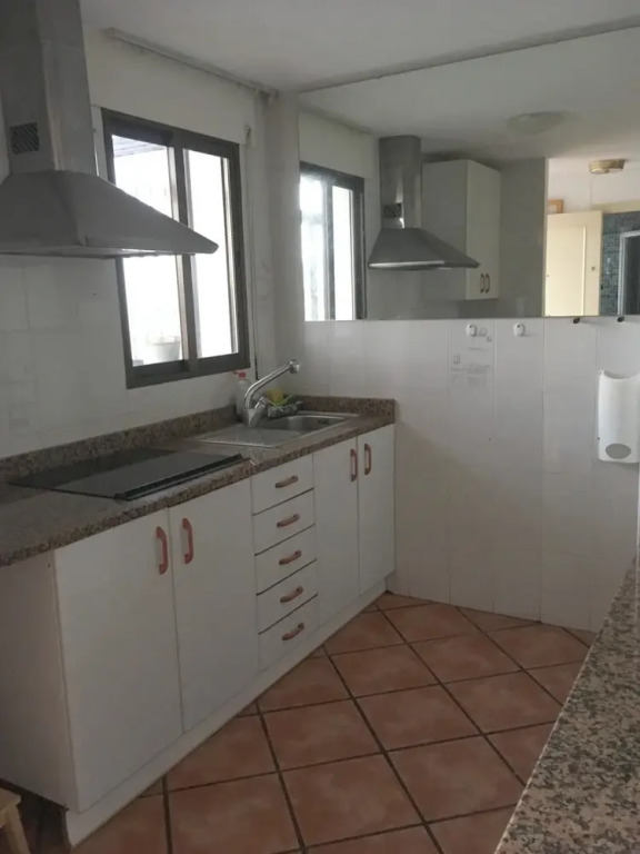 Apartment With 2 Bedrooms in Villajoyosa, With Wonderful sea View, Poo
