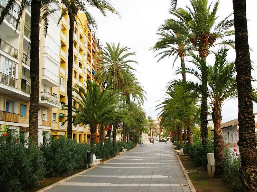 03 Ap1102 in Denia With 1 Bedrooms and 1 Bathrooms