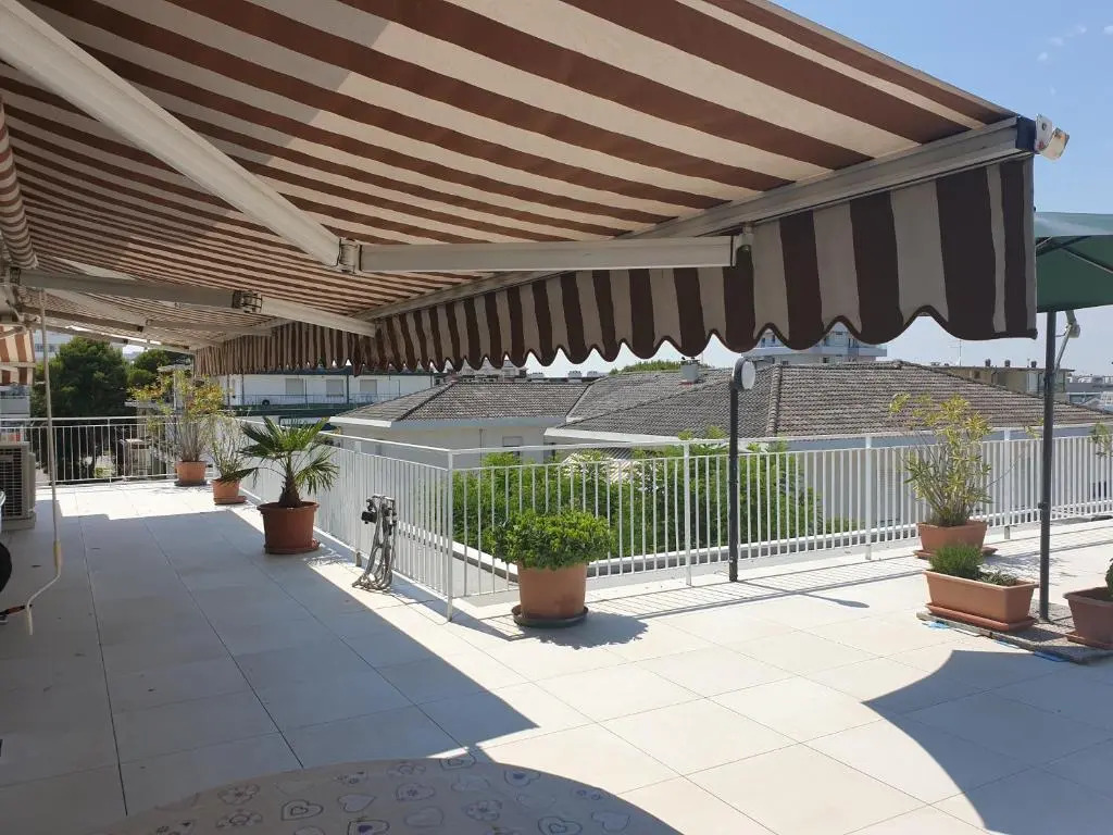 Attico Alghe Rosse Jesolo lido