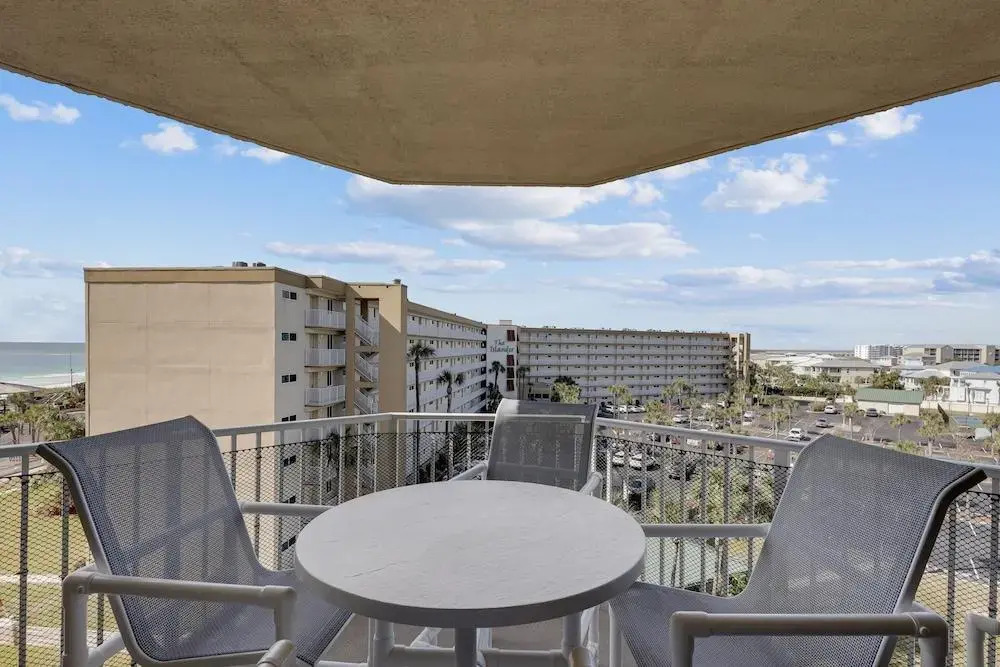 Inlet Reef 517 2 Bedrooms 2 Bathrooms Condo