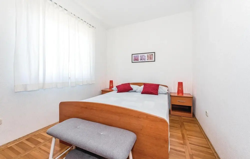 Nice Home in Sibenik With Wifi and 4 Bedrooms