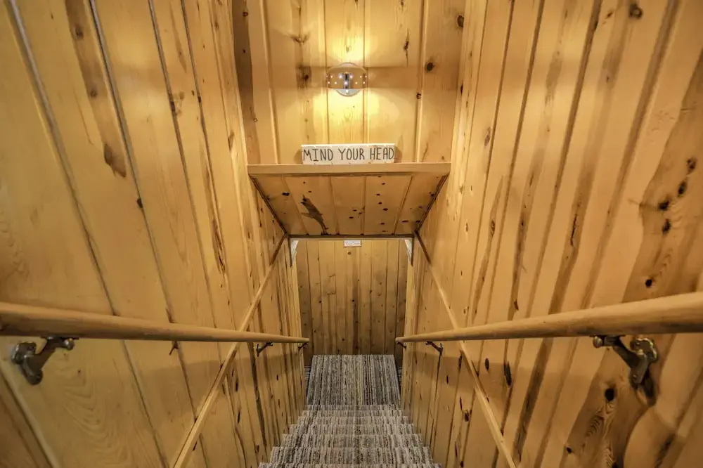 Adventure Cabin